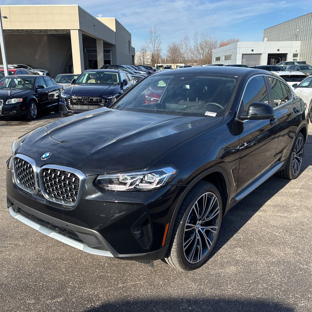 2025 BMW X4
