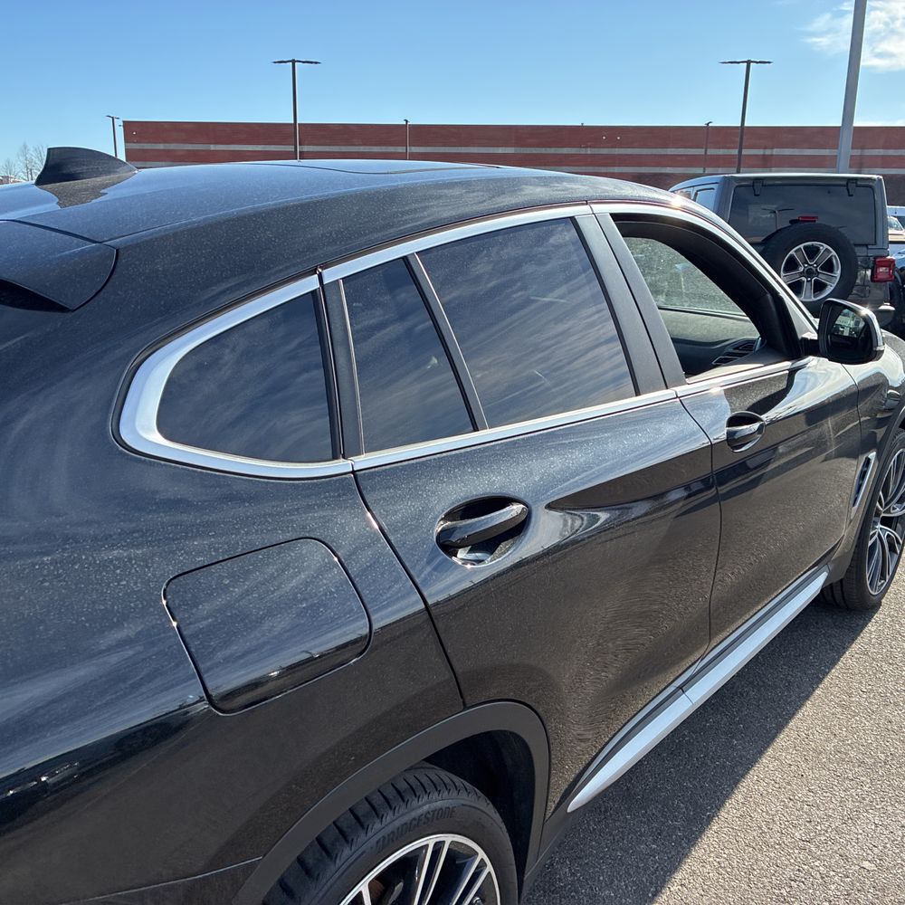 2025 BMW X4 - Image 37