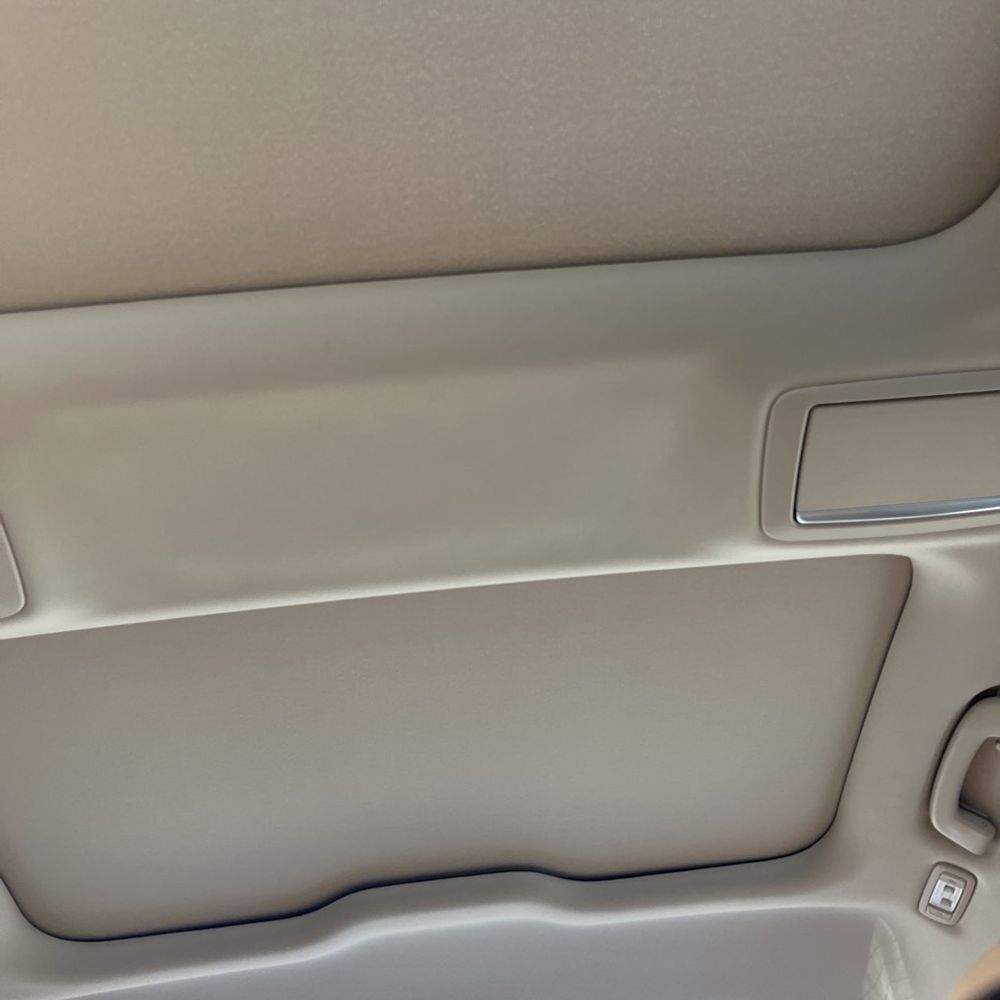 2021 BMW 7 Series - Image 32