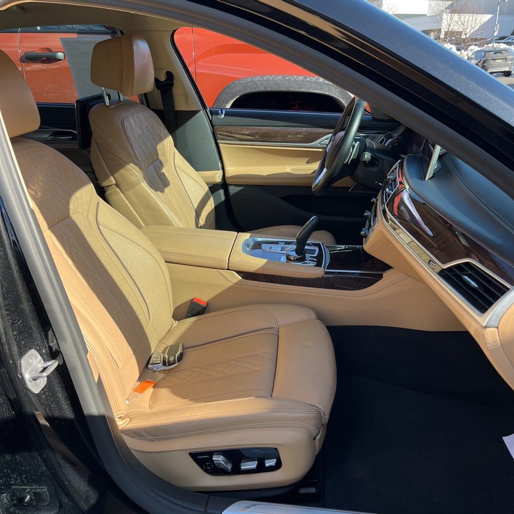 2021 BMW 7 Series - Image 64