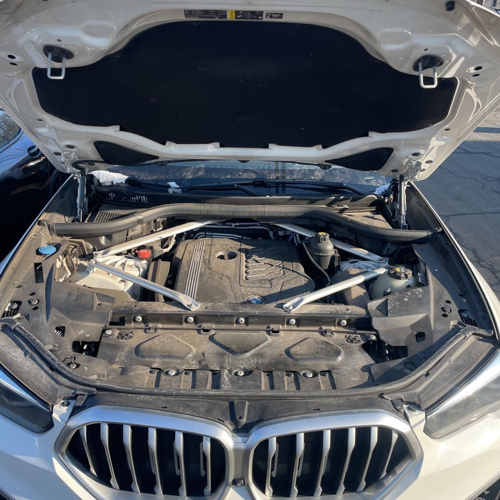 2023 BMW X6 - Image 9