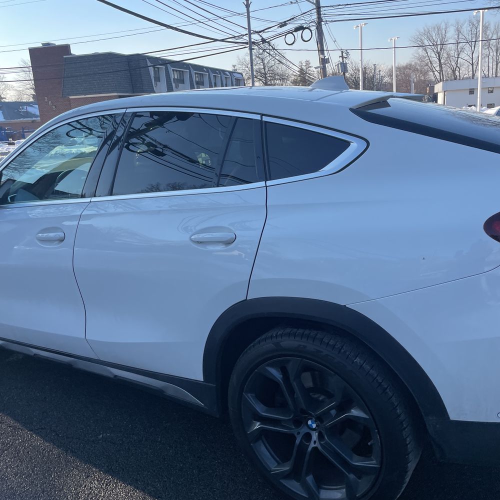 2023 BMW X6 - Image 12
