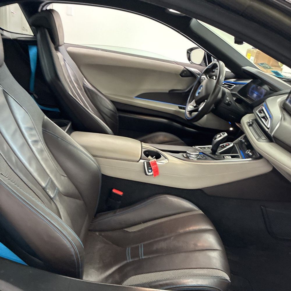 2016 BMW i8 - Image 22