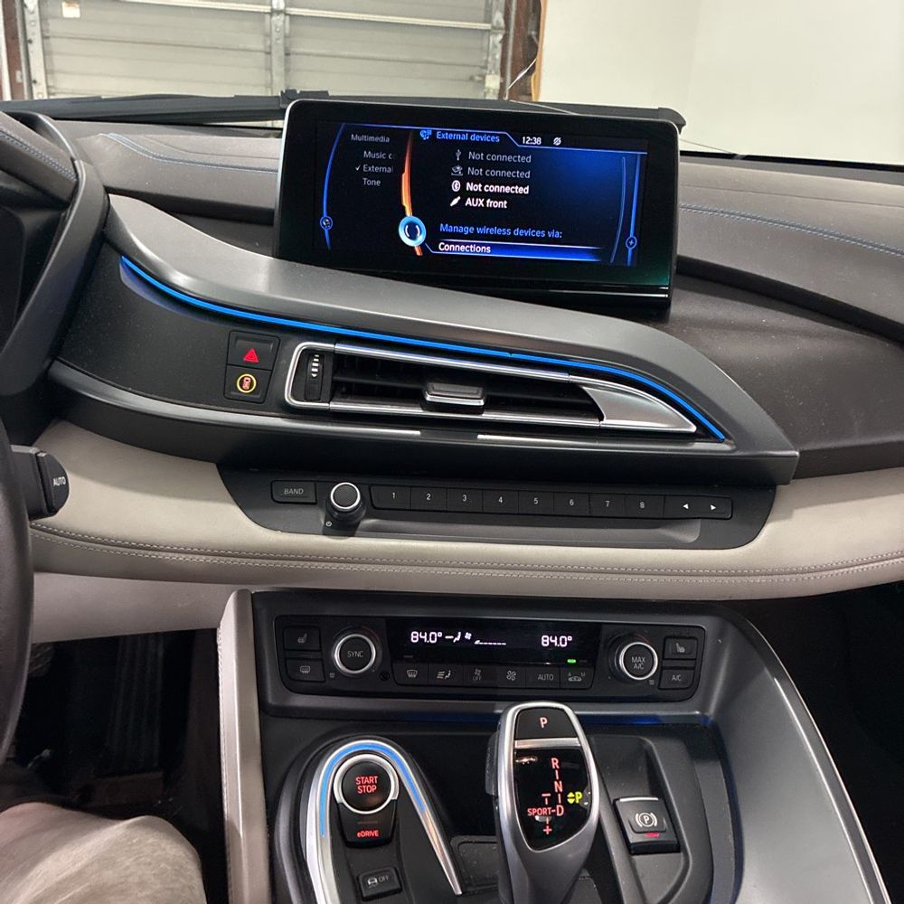 2016 BMW i8 - Image 28