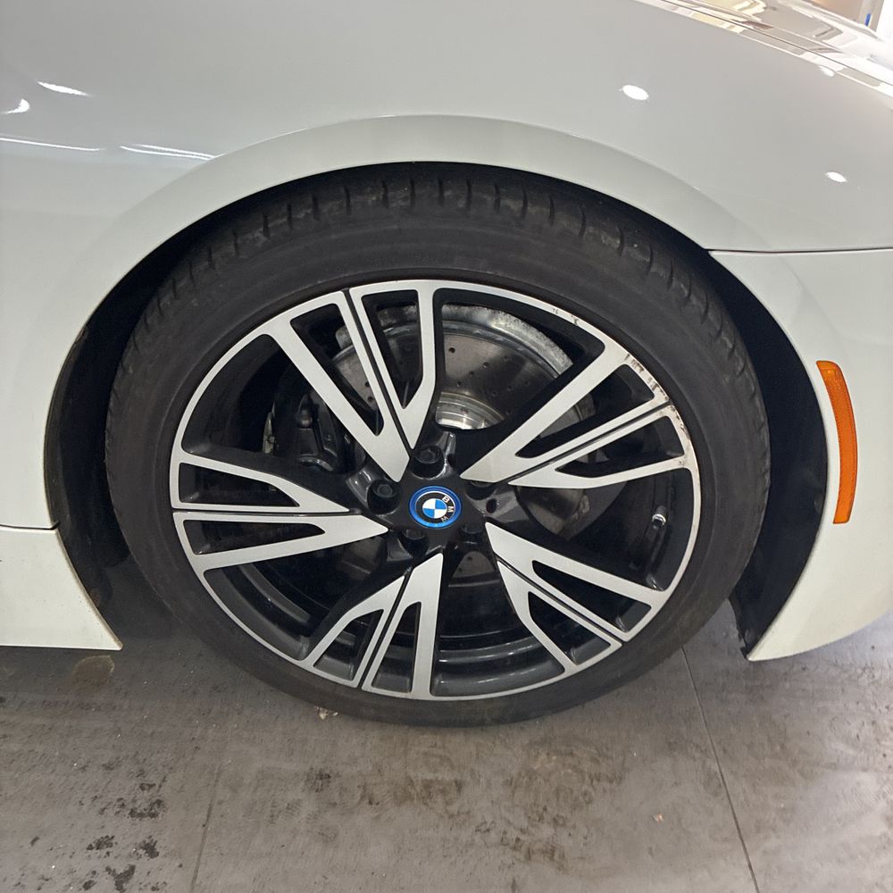 2016 BMW i8 - Image 44