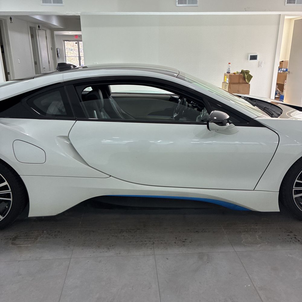 2016 BMW i8 - Image 46