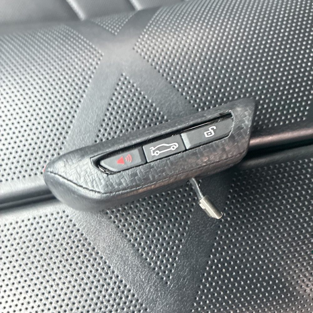 2025 BMW 7-Series - Image 43