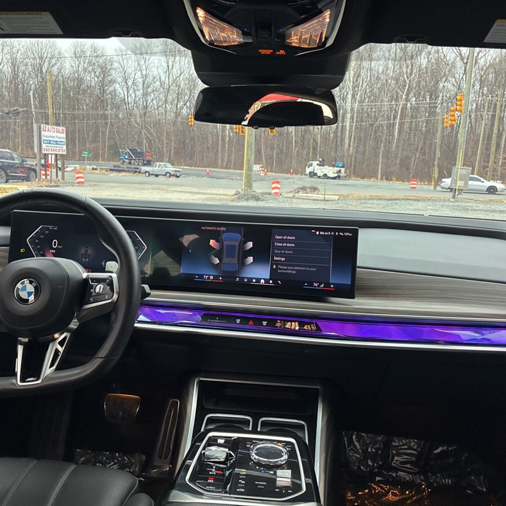 2025 BMW 7-Series - Image 45