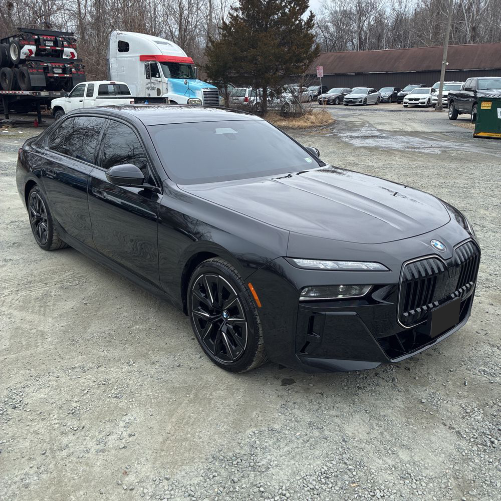 2025 BMW 7-Series - Image 55