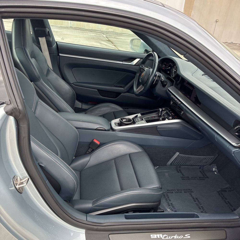 2022 Porsche 911 - Image 10