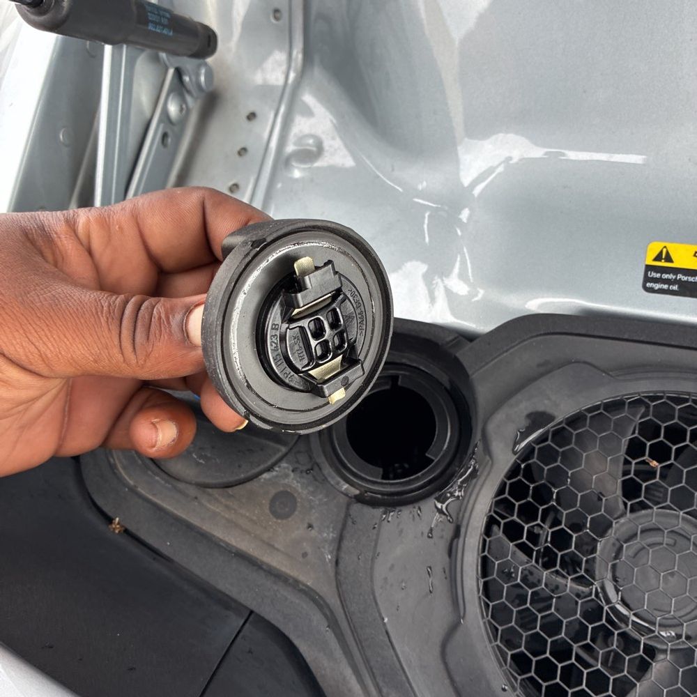 2022 Porsche 911 - Image 45