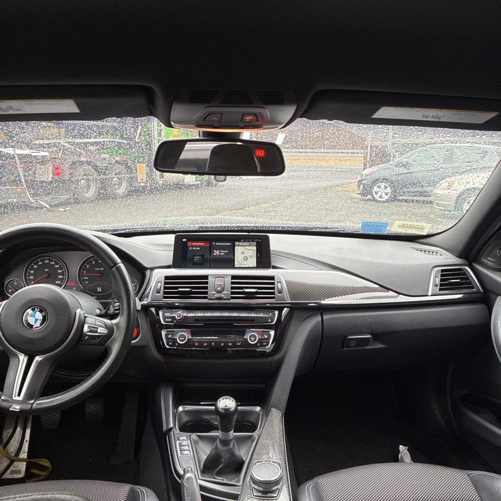 2018 BMW M3 - Image 32