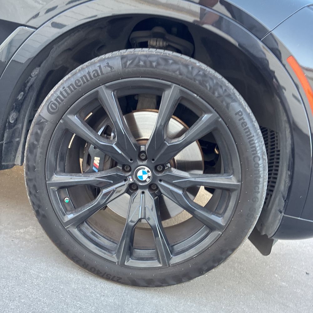 2024 BMW X7 - Image 16