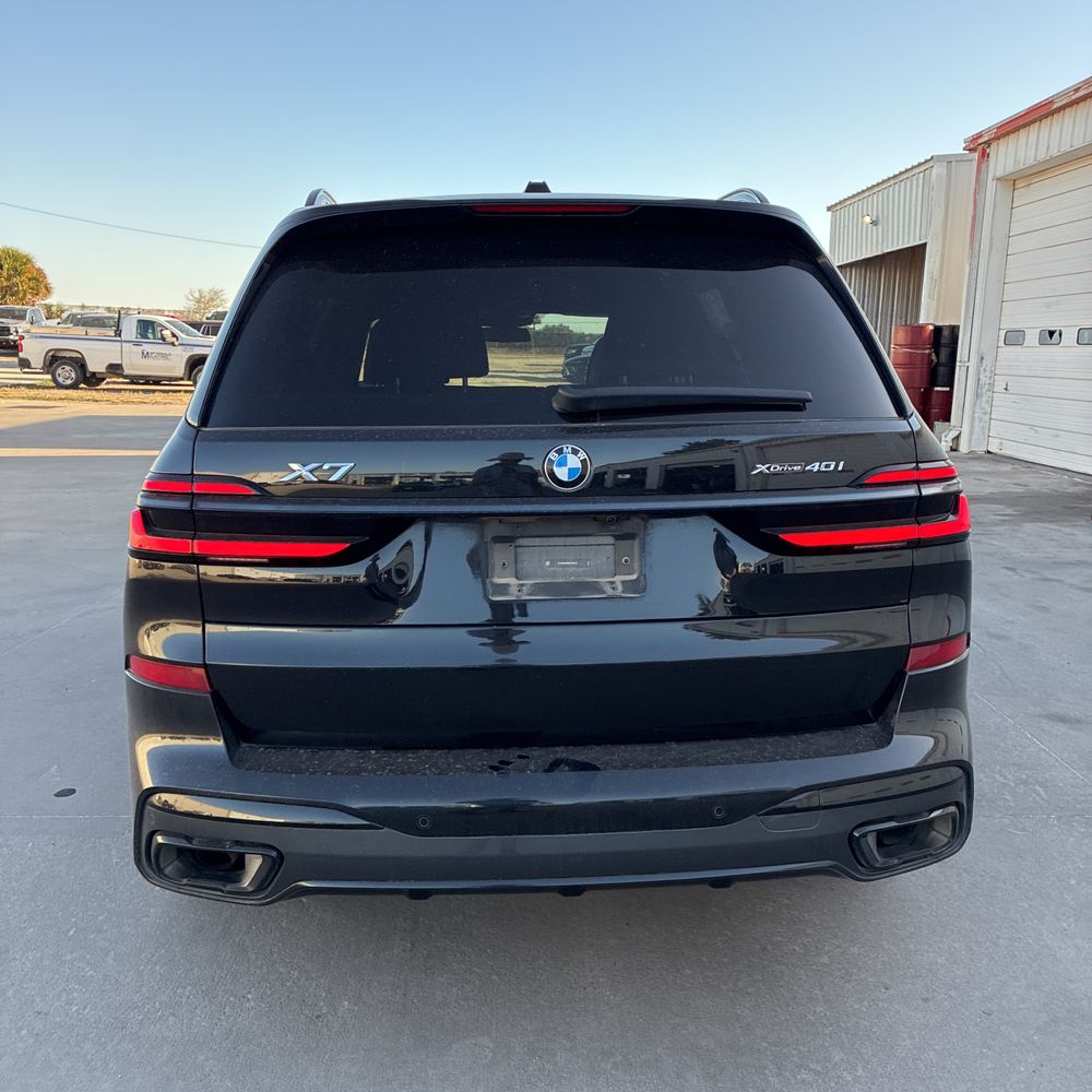 2024 BMW X7 - Image 66