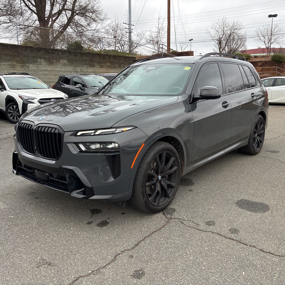 2025 BMW X7