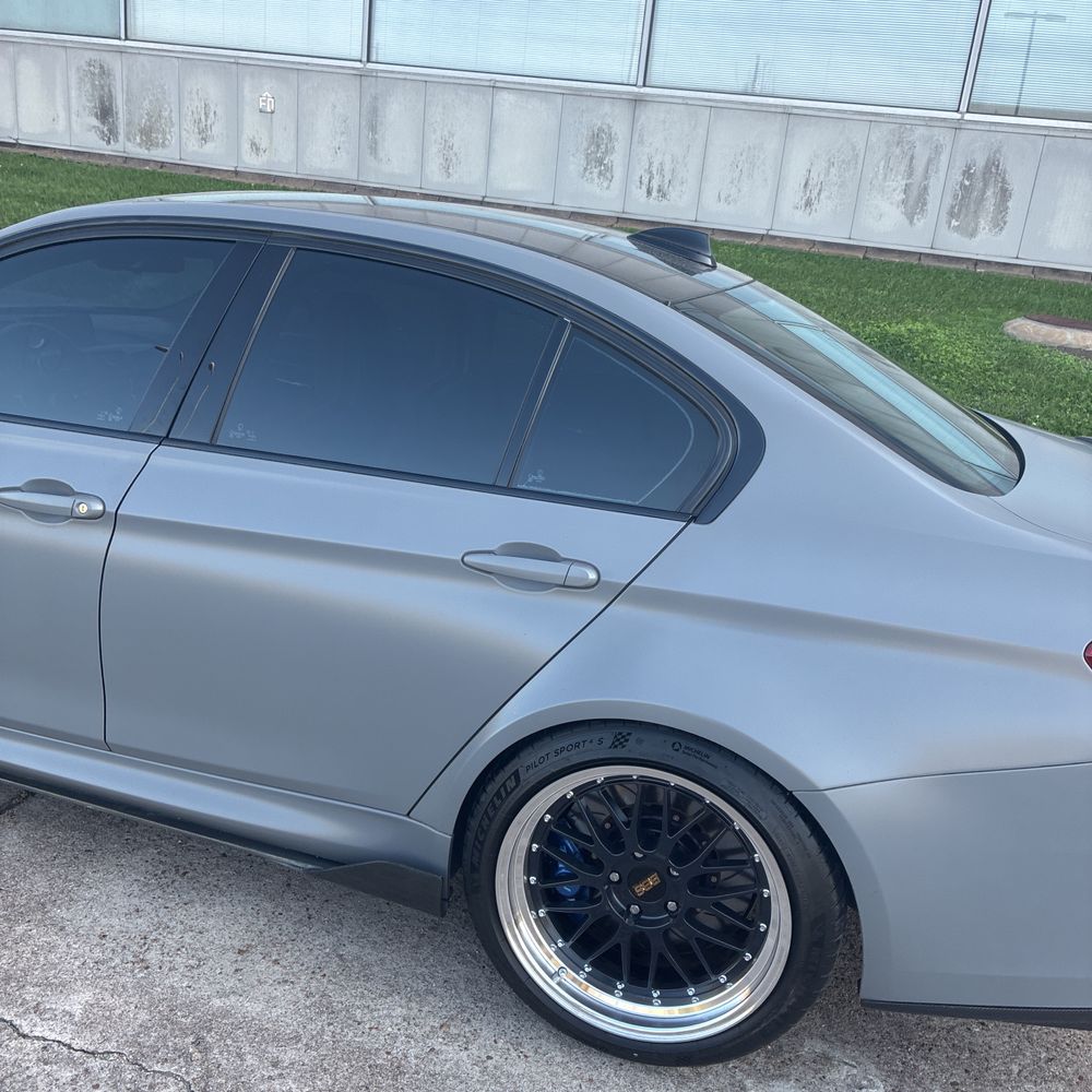 2018 BMW M3 - Image 30