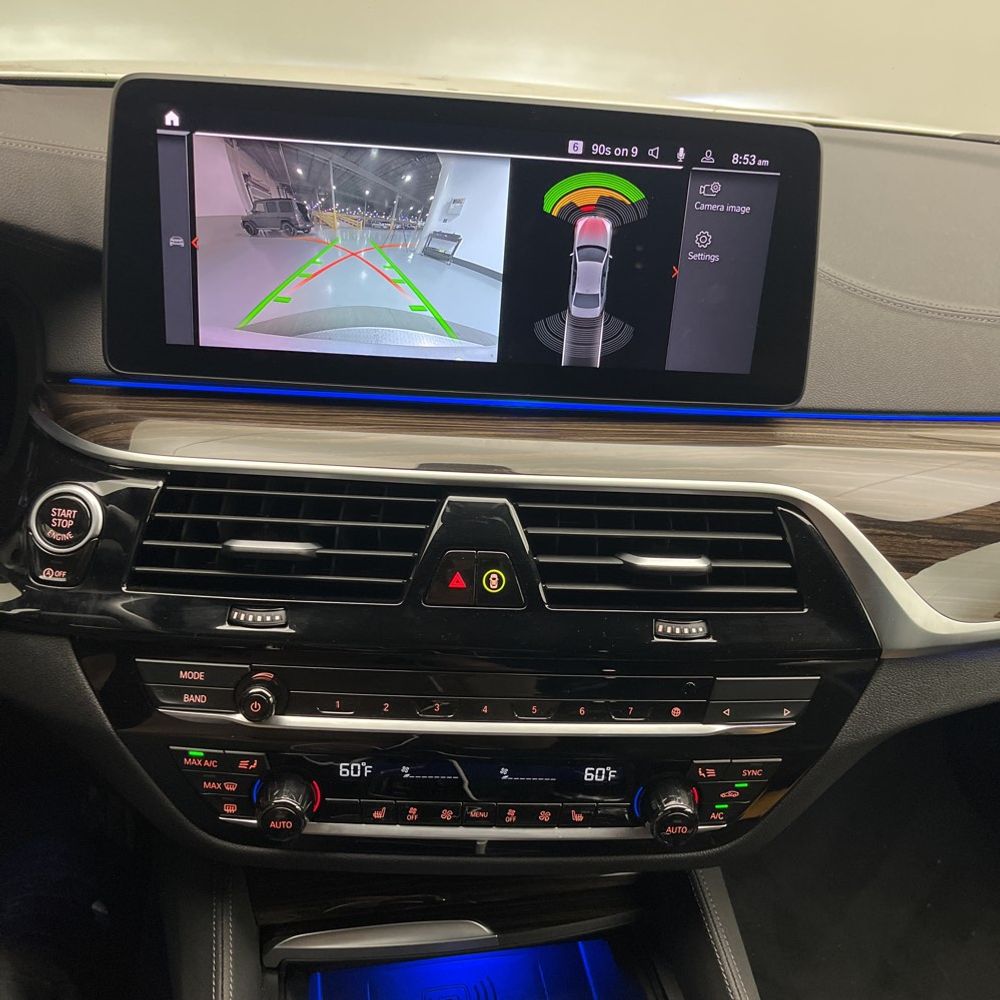 2023 BMW M550 - Image 15