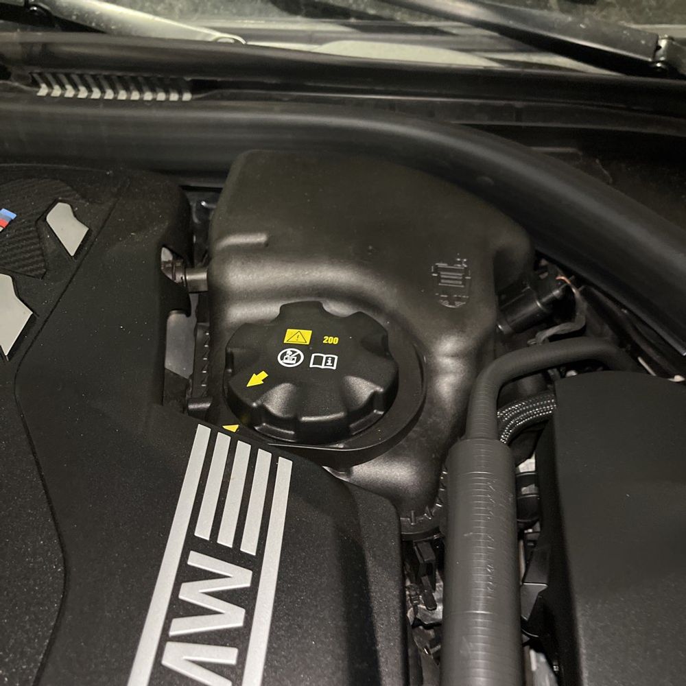 2023 BMW M550 - Image 23