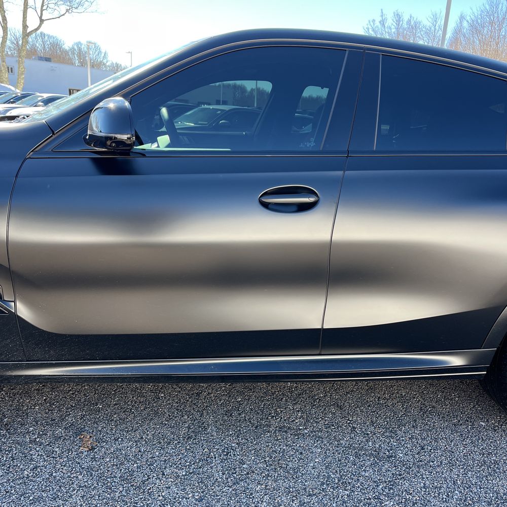 2025 BMW X6 M - Image 25