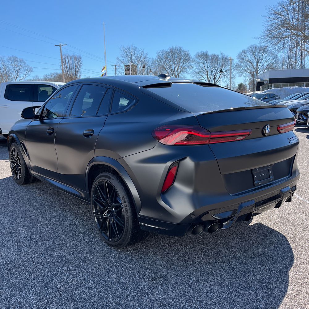 2025 BMW X6 M - Image 31