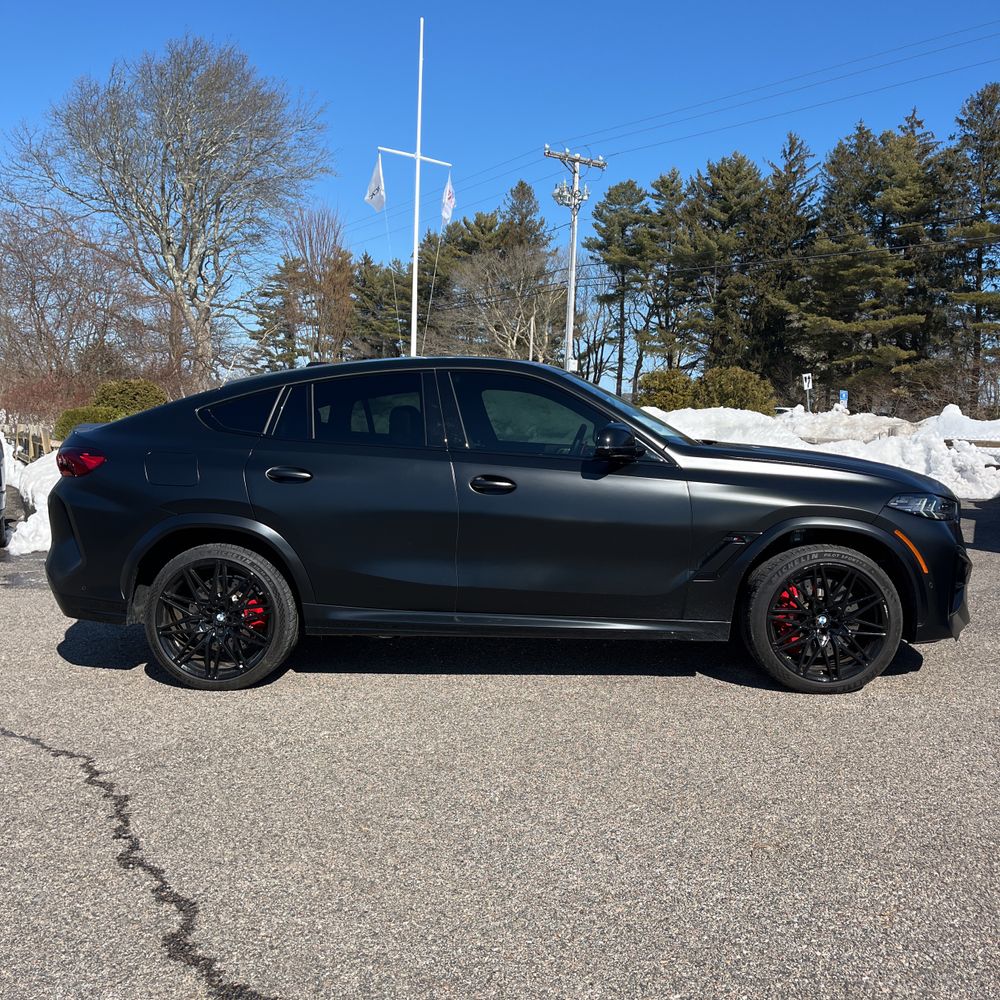 2025 BMW X6 M - Image 41