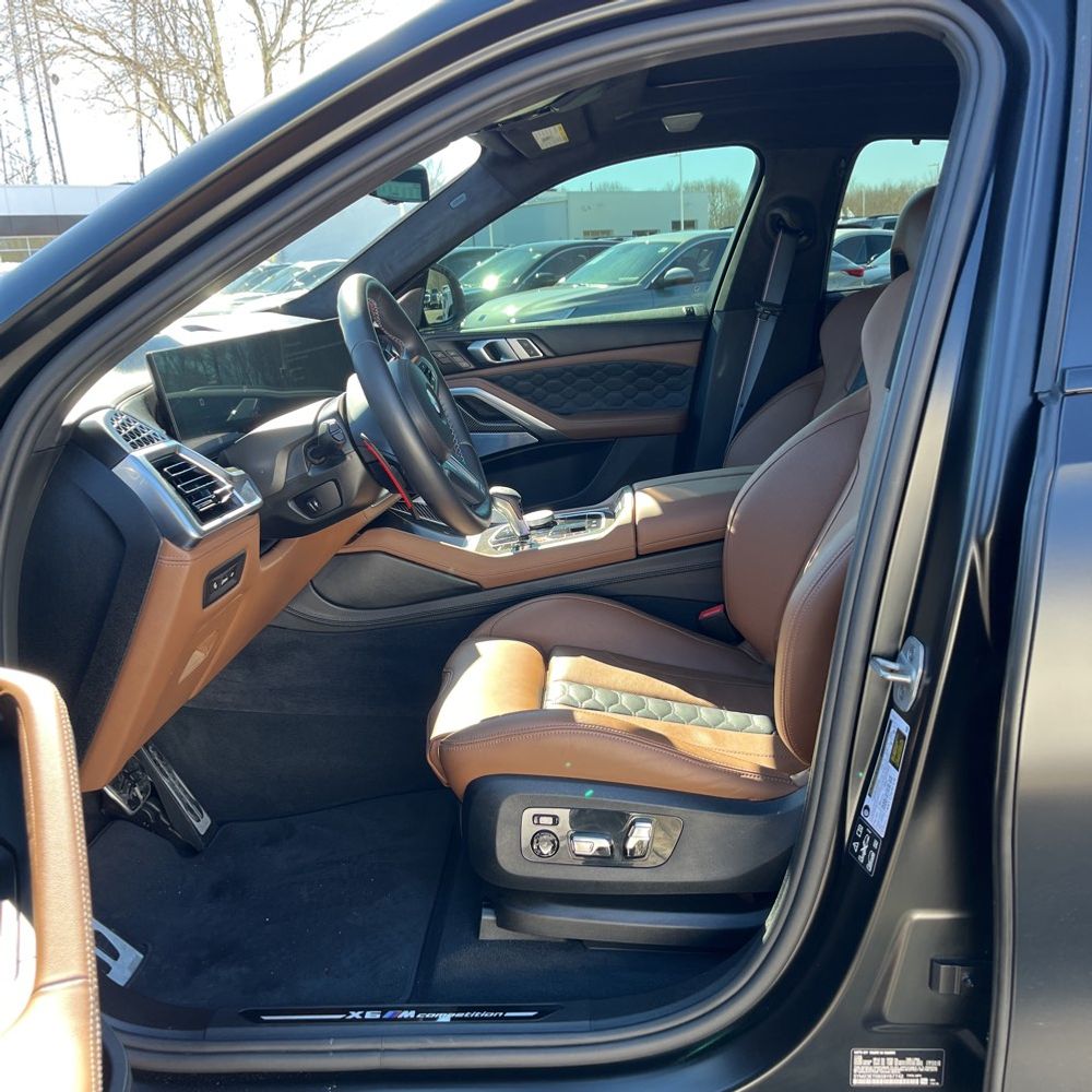 2025 BMW X6 M - Image 61