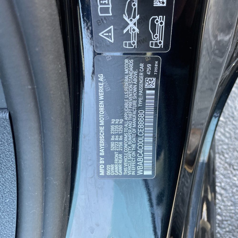 2020 BMW 8 Series - Image 20