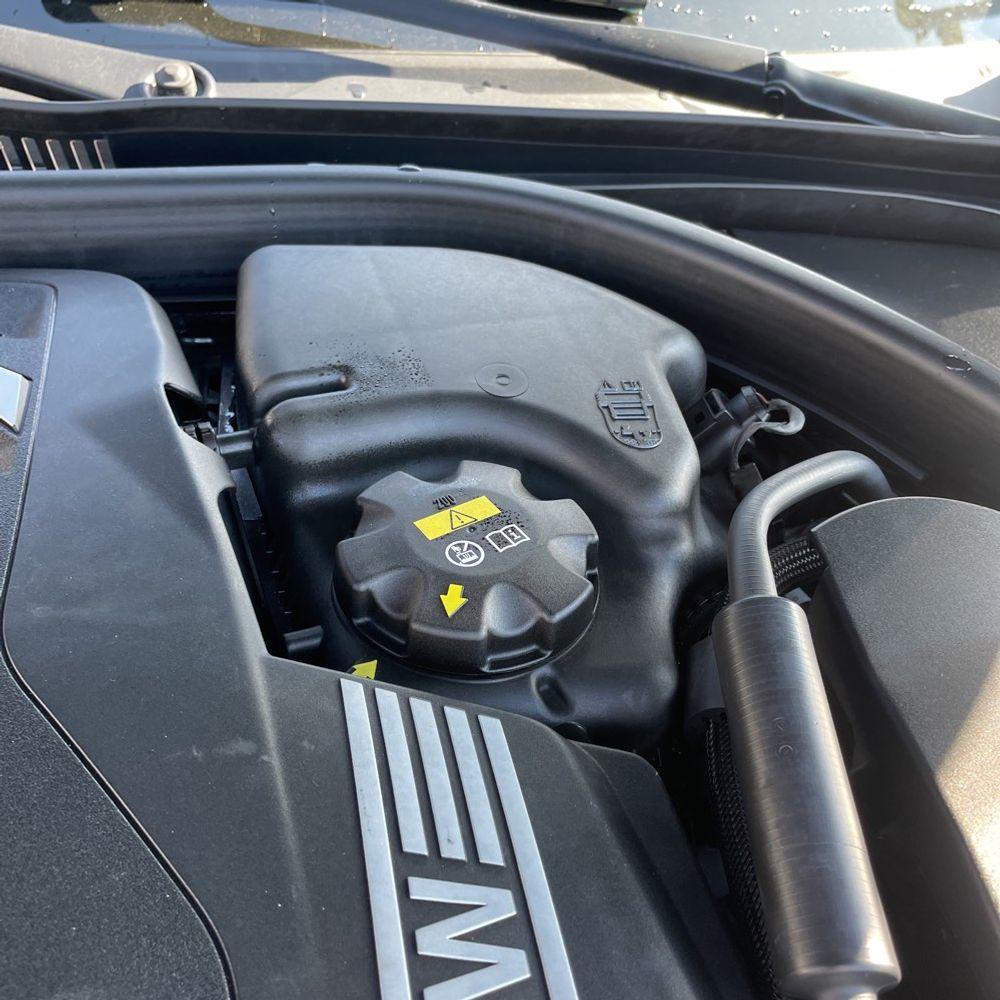 2020 BMW 8 Series - Image 23