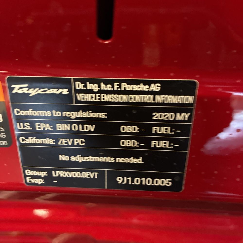 2020 Porsche Taycan Turbo - Image 23