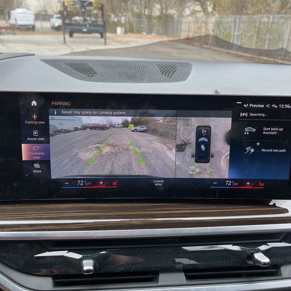 2023 BMW X7 - Image 36