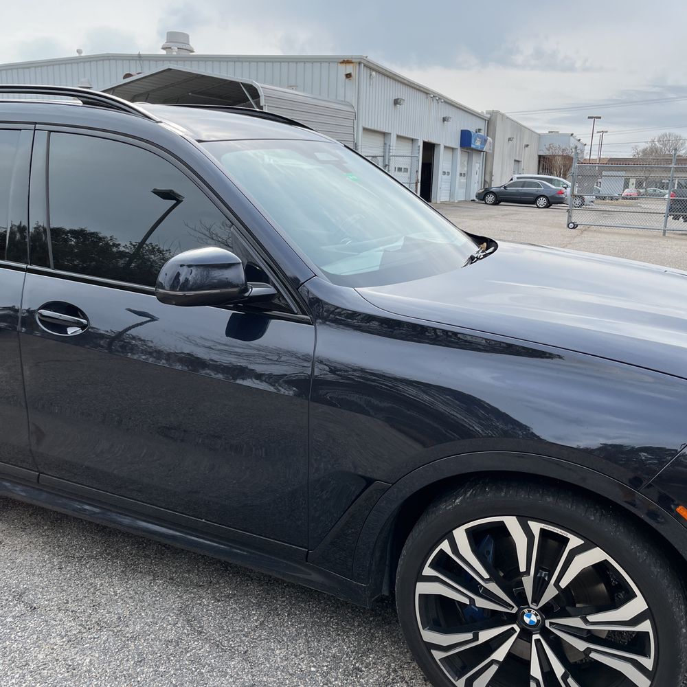 2023 BMW X7 - Image 38