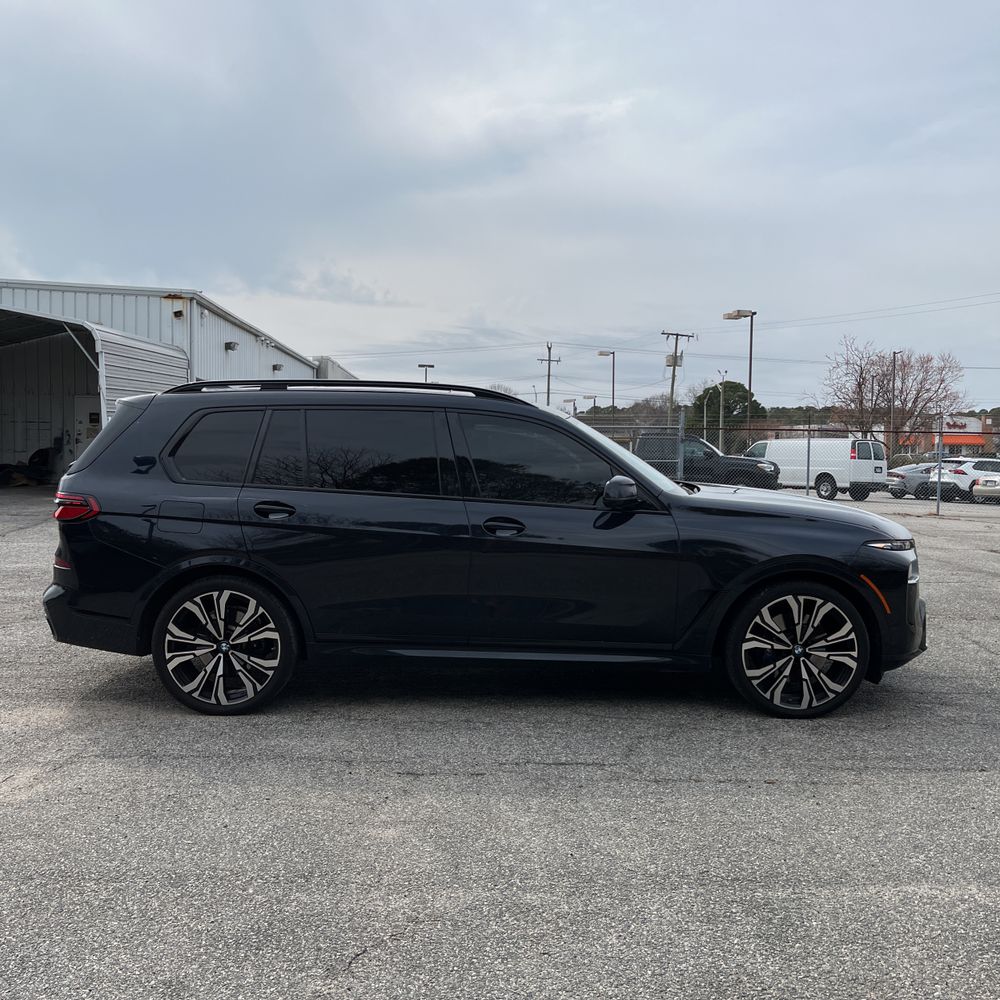 2023 BMW X7 - Image 63