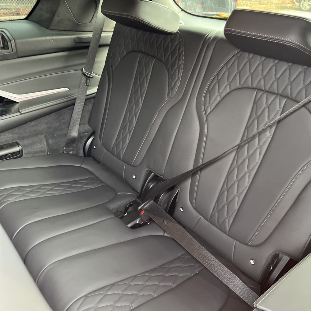 2023 BMW X7 - Image 64