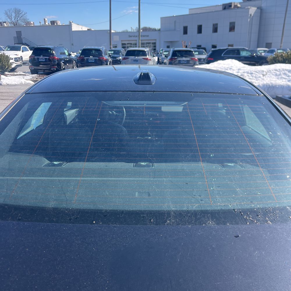 2025 BMW 5-Series - Image 28