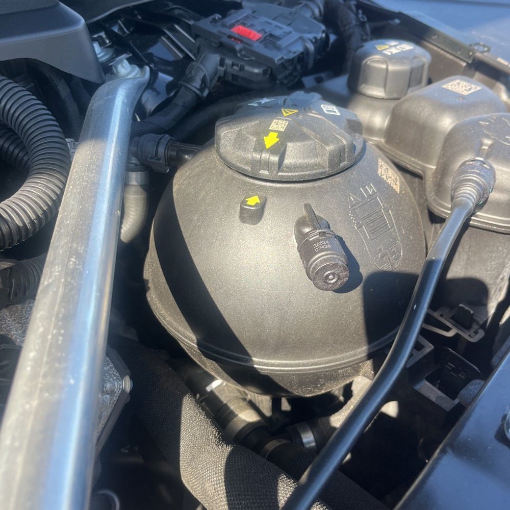 2025 BMW 5-Series - Image 49