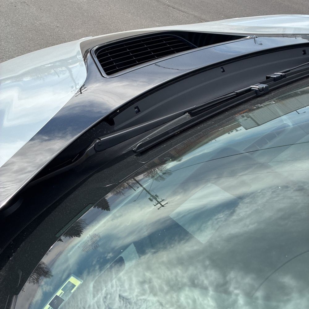 2016 BMW i8 - Image 21