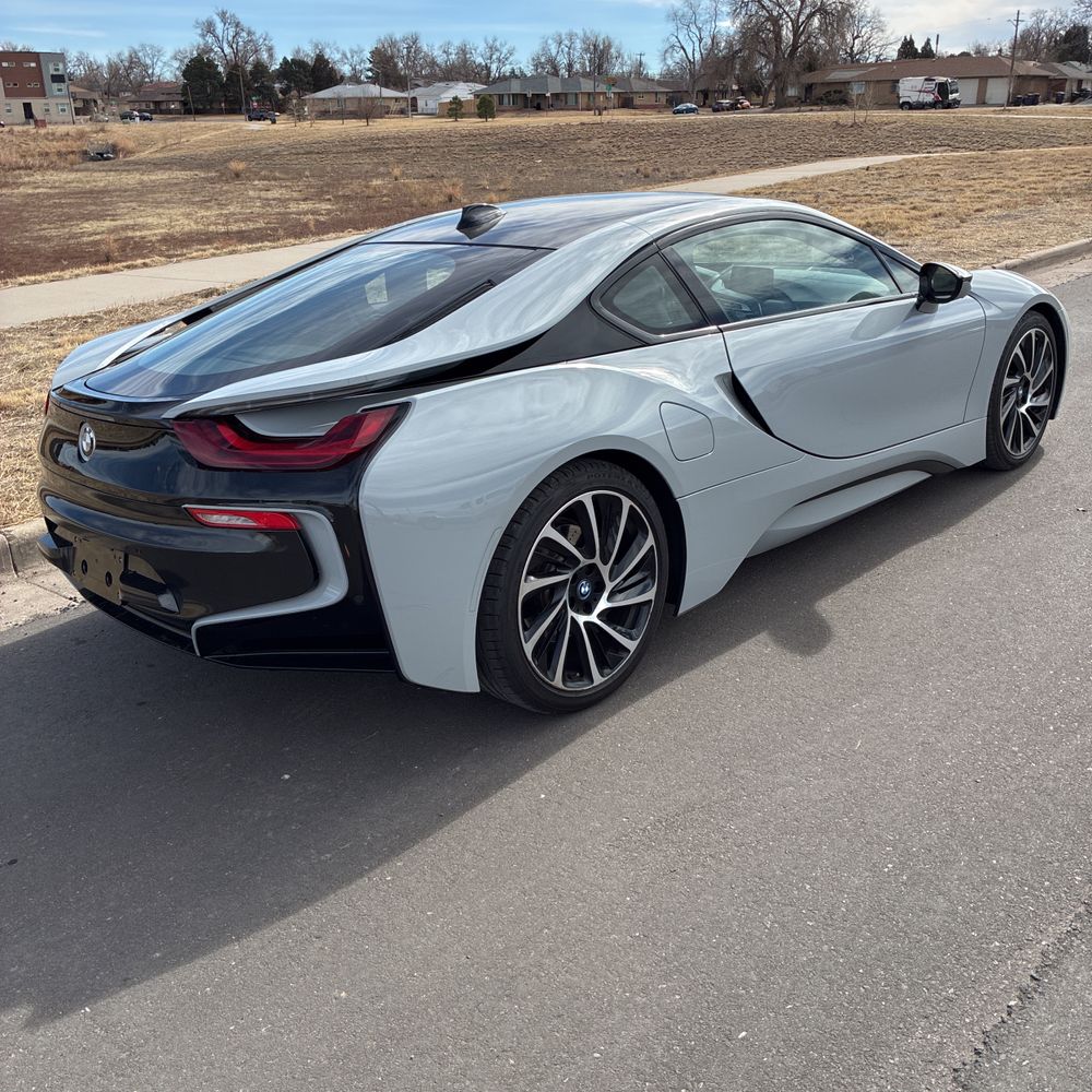 2016 BMW i8 - Image 58