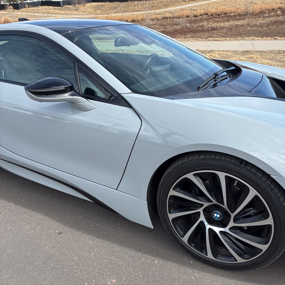 2016 BMW i8 - Image 64