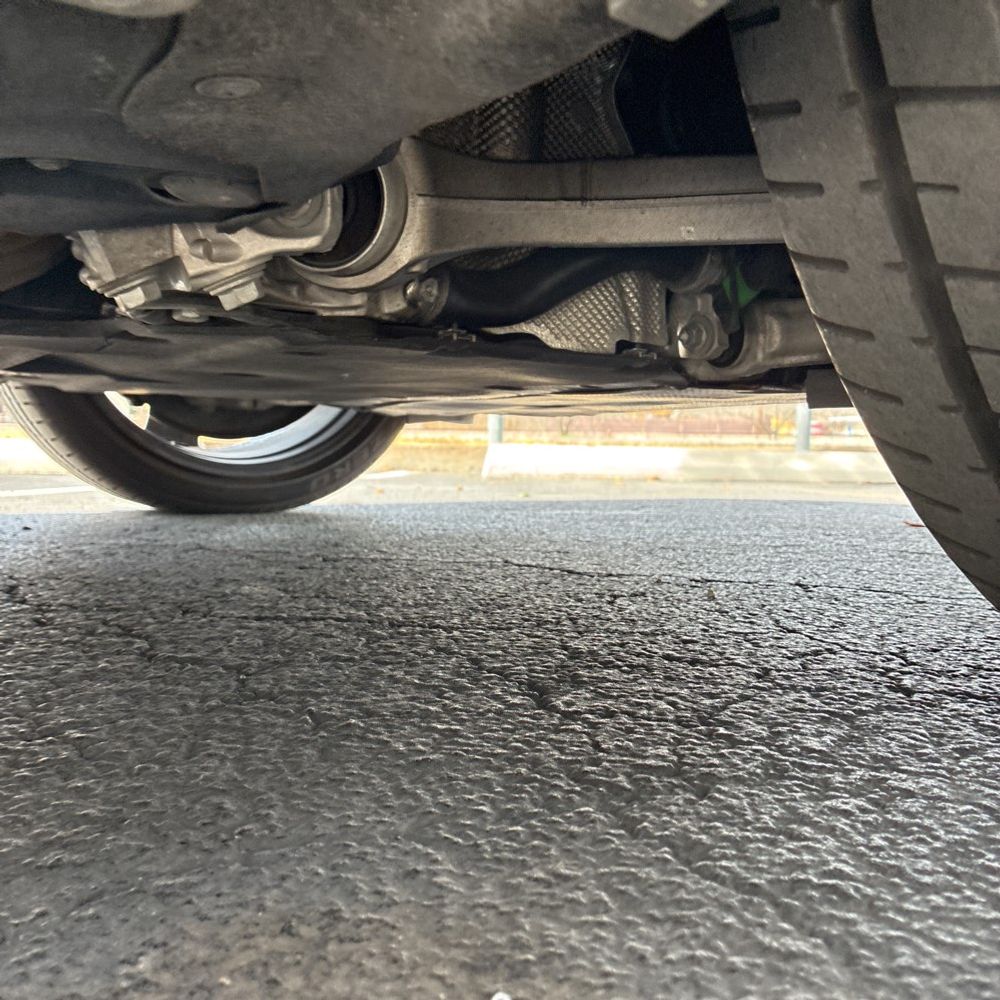 2023 Porsche Cayenne - Image 15