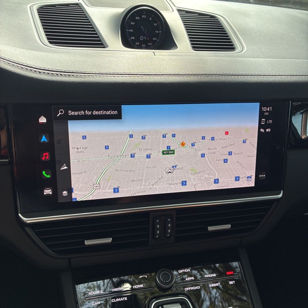 2023 Porsche Cayenne - Image 27