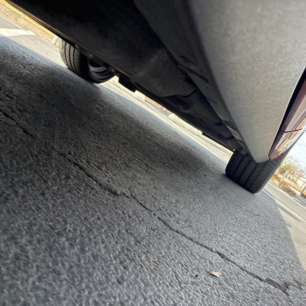 2023 Porsche Cayenne - Image 30