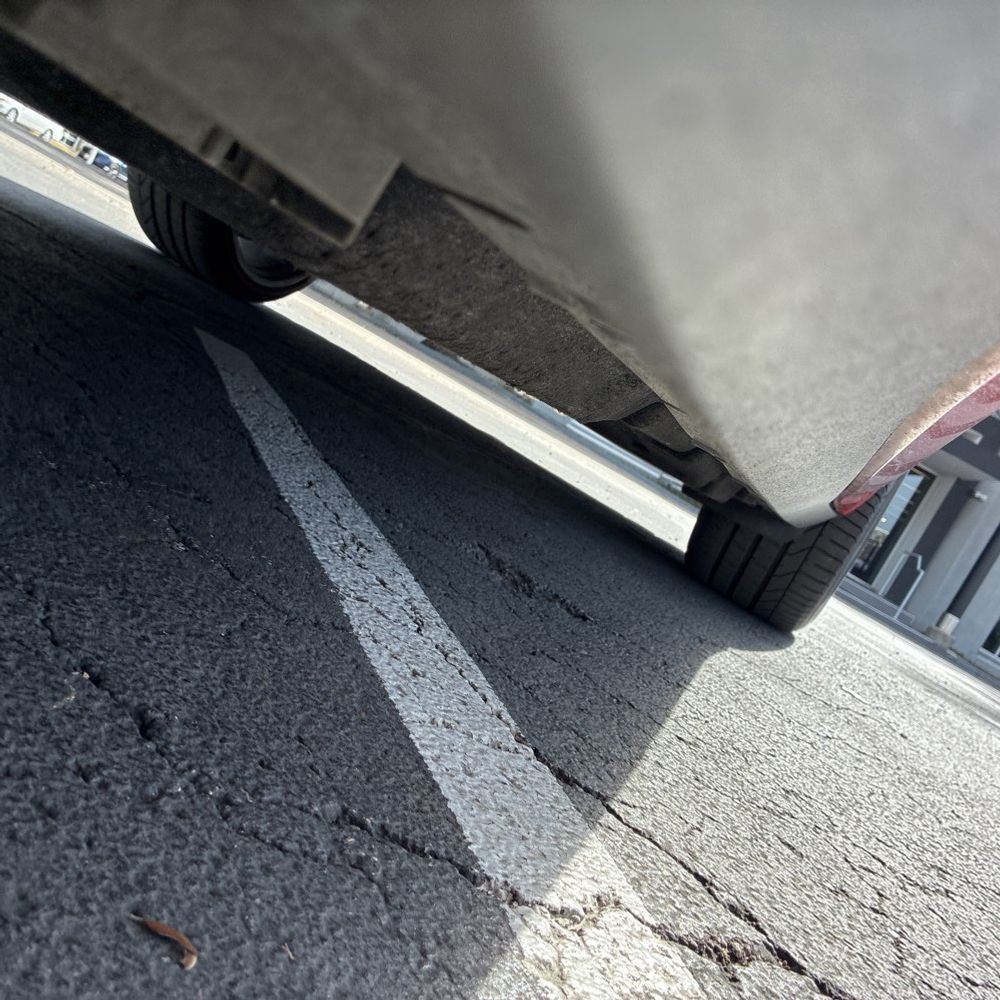 2023 Porsche Cayenne - Image 32