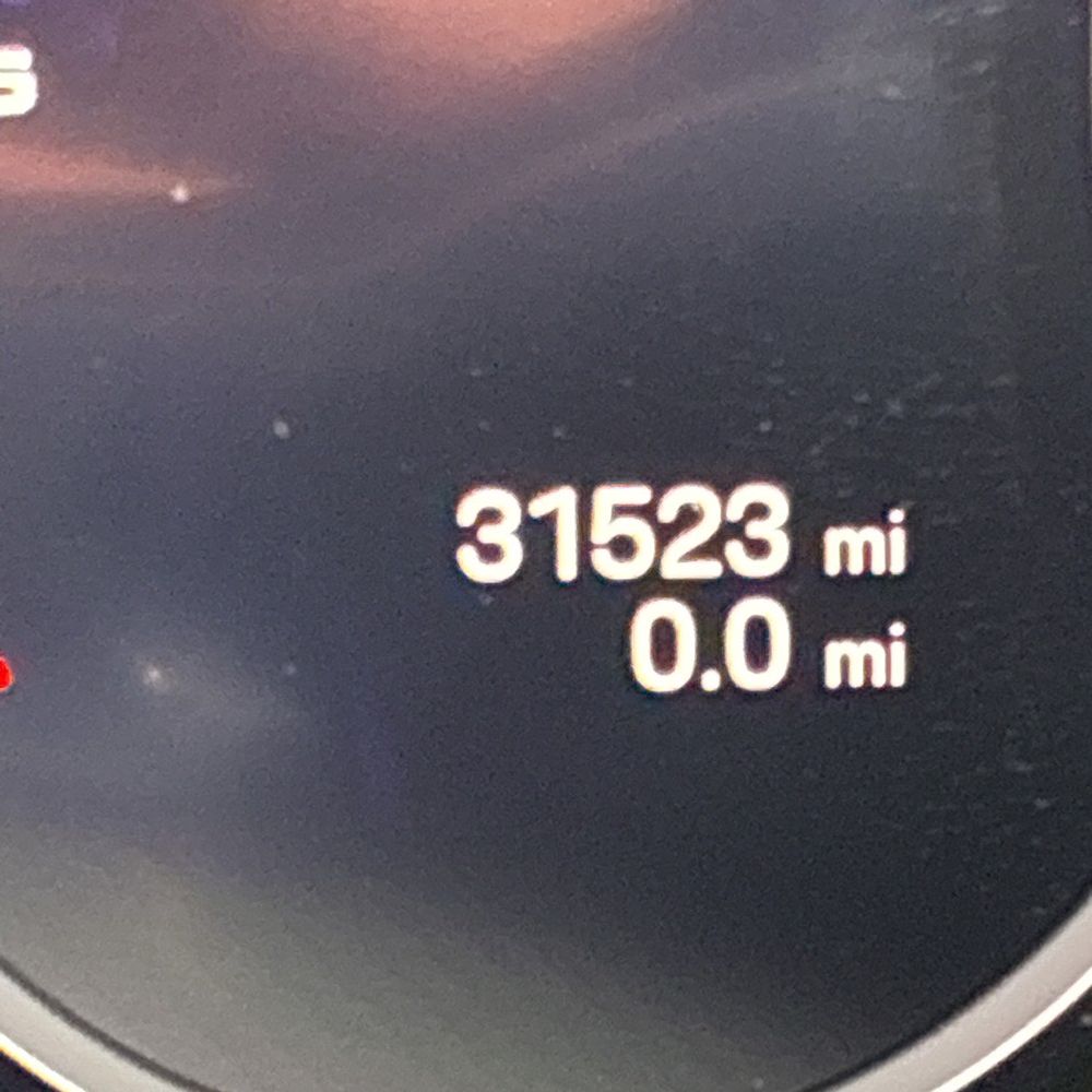 2023 Porsche Cayenne - Image 33