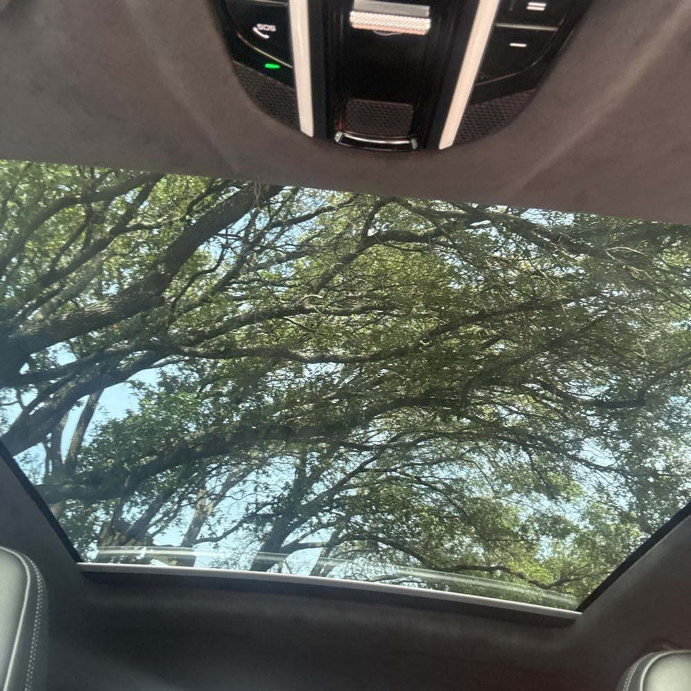 2023 Porsche Cayenne - Image 36