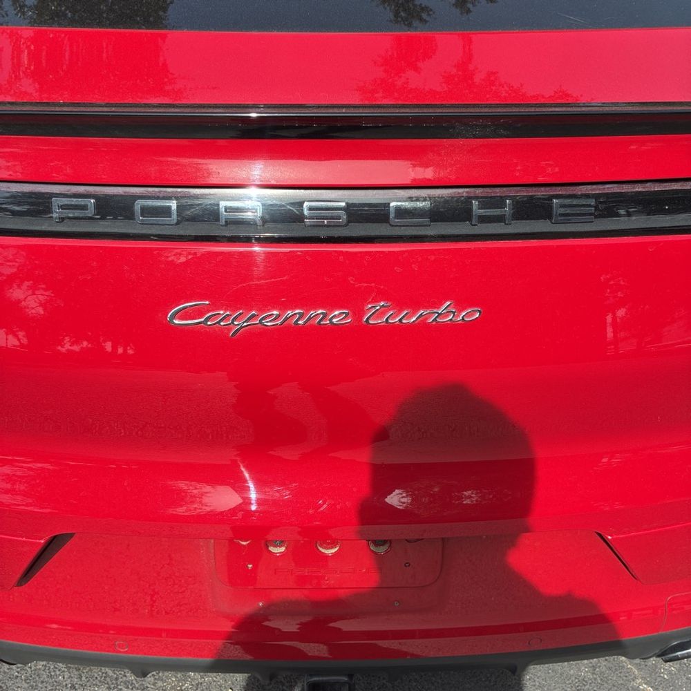 2023 Porsche Cayenne - Image 38