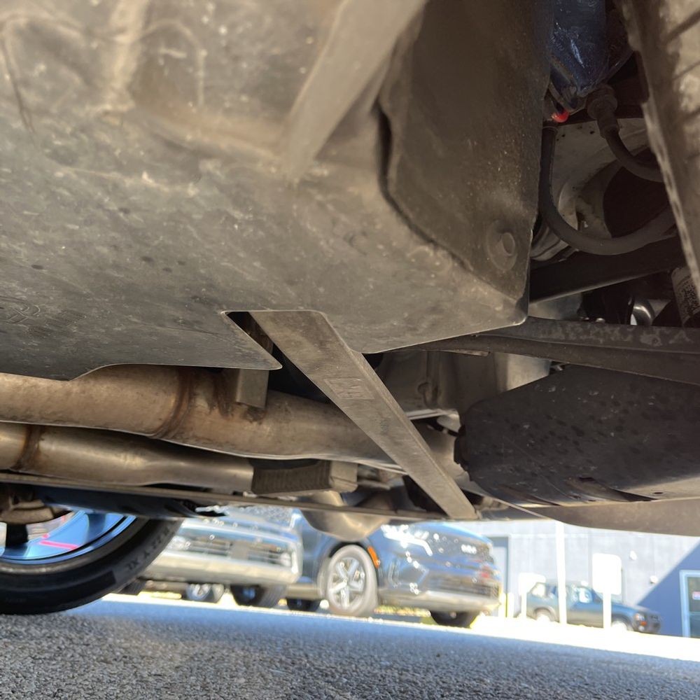 2023 BMW X7 - Image 2