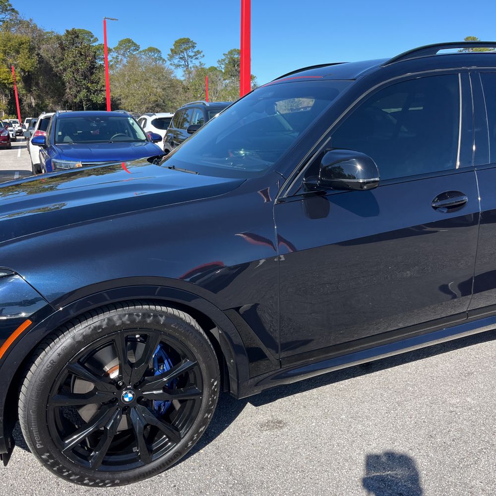 2023 BMW X7 - Image 5