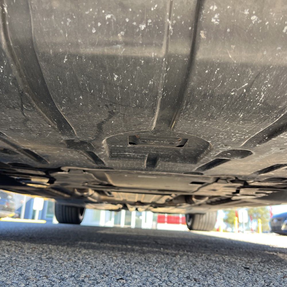 2023 BMW X7 - Image 8