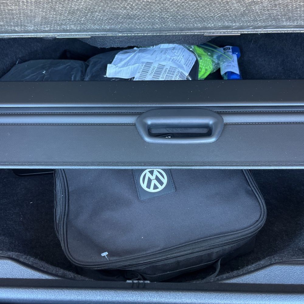 2023 BMW X7 - Image 30