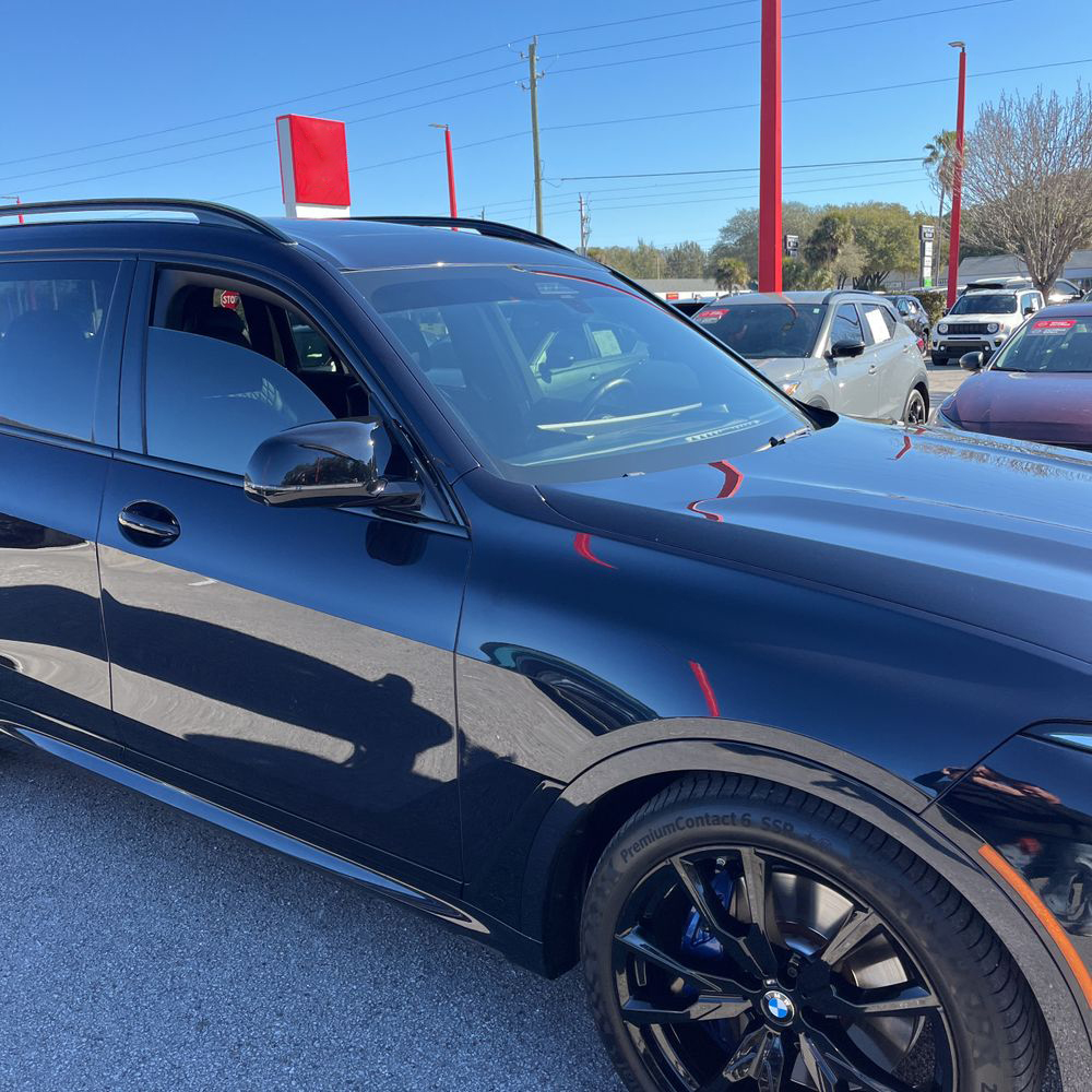 2023 BMW X7 - Image 35